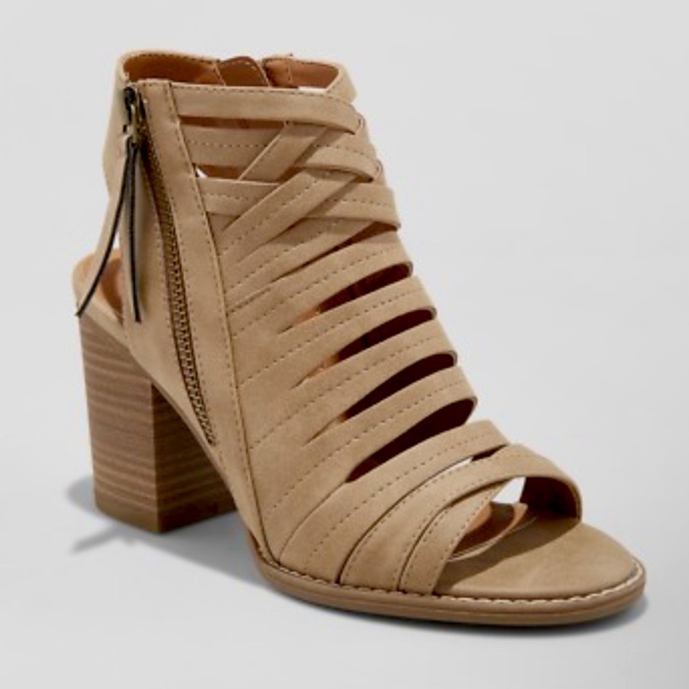 Universal Threads Microsuede Pump Sandals